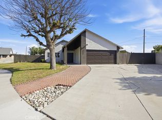 4063 Honeysuckle St, Riverside, CA 92501