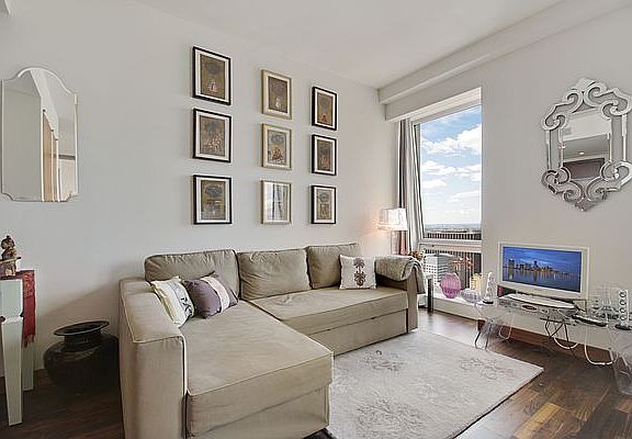 4th image of 400 5th Ave APT 46G