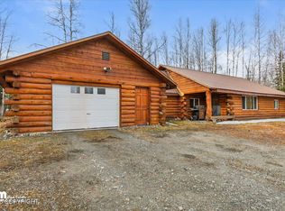 13811 N Willow Dr, Palmer, AK 99688