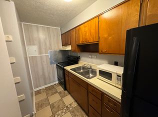 4501 S 6th St APT 77, Louisville, KY 40214