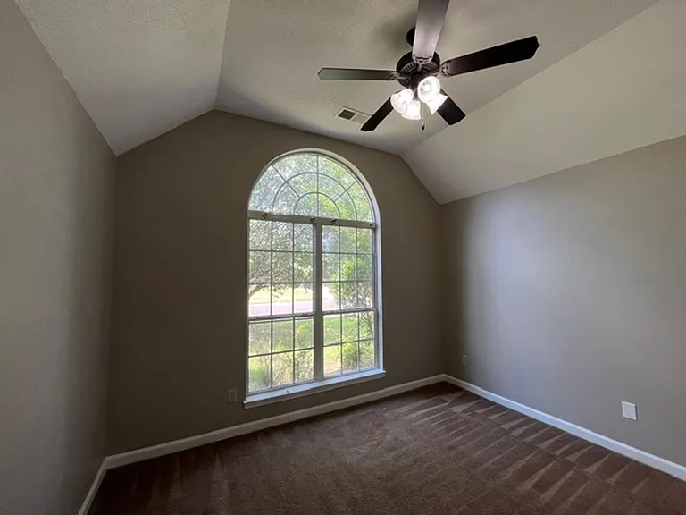 4305 Carroll Dr — Photo 6