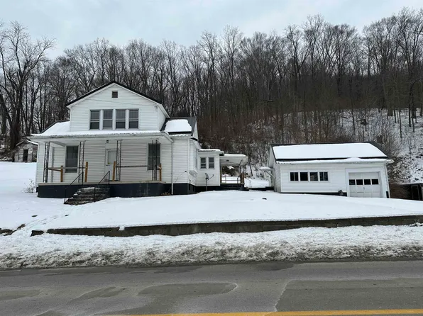 73 Fairlane Dr, Vanceburg, KY 41179