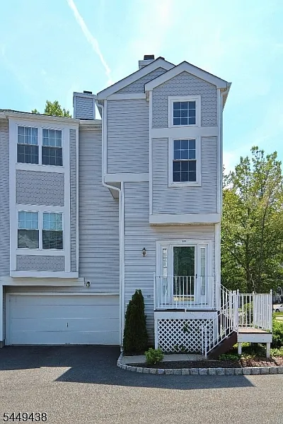 2 bed, 2.5 bath, $3,250 — Photo 2