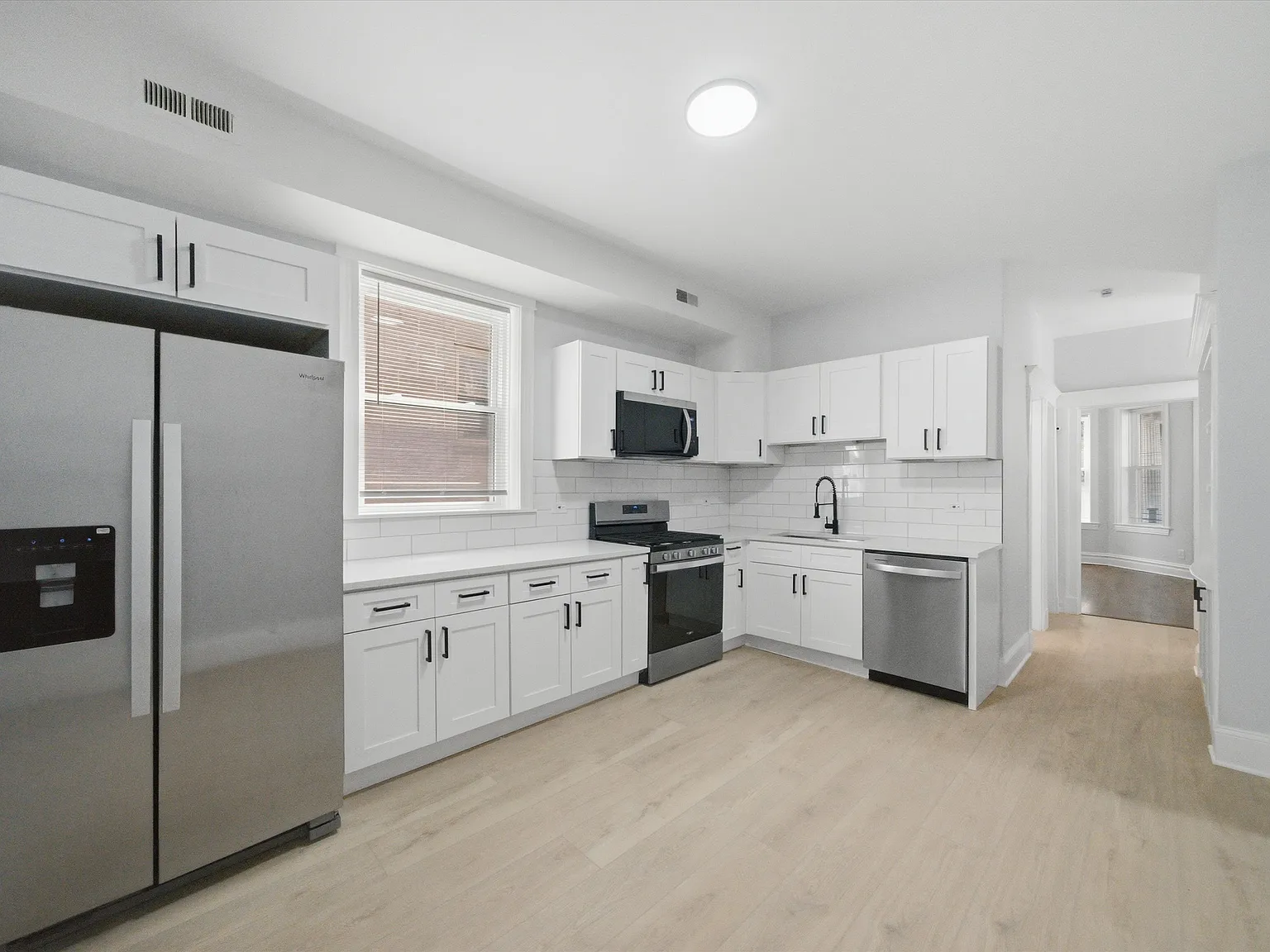 2 bed, $2,150 — Photo 2