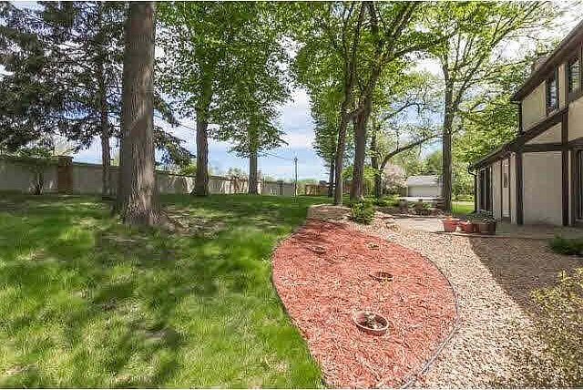 2nd image of 6800 Kingston Circle N