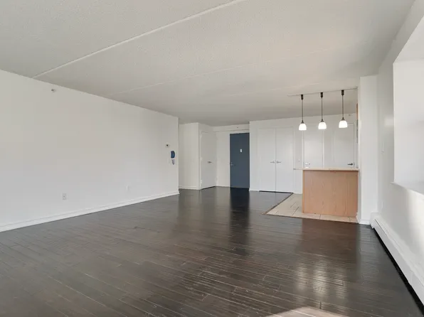 79-14 Rockaway Beach Avenue image 9 of 25