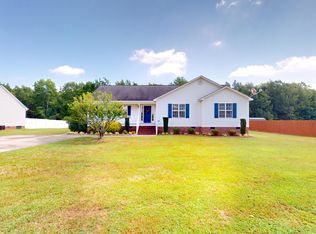 1027 Smith Rd, Smithfield, NC 27577