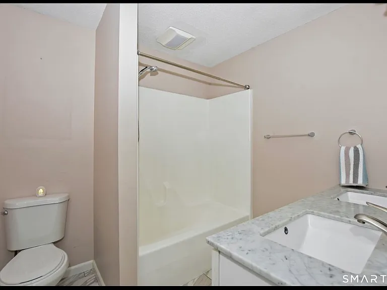 289 Salem Tpke — Photo 14