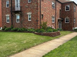 5926 Loughborough Ave #C, Saint Louis, MO 63109