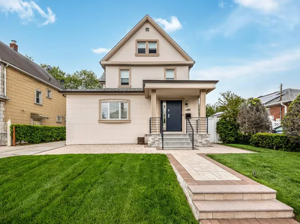 14-44 154th St, Whitestone, NY 11357