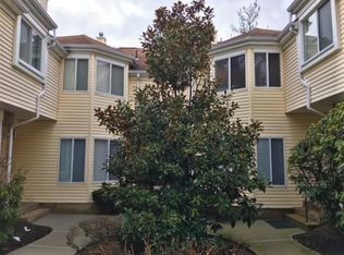 1014 Schmidt Ln, North Brunswick, NJ 08902