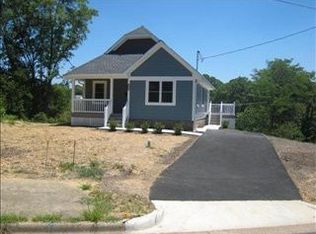 327 Broad St, Danville, VA 24541