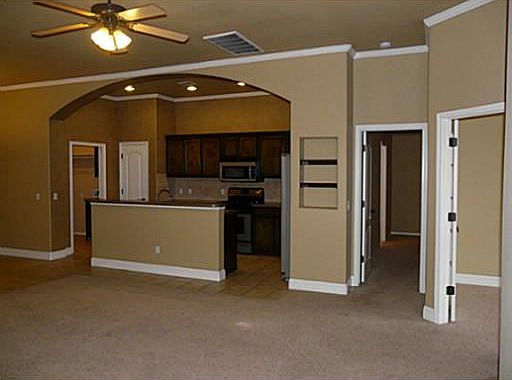 4th image of 212 N Shannon Way