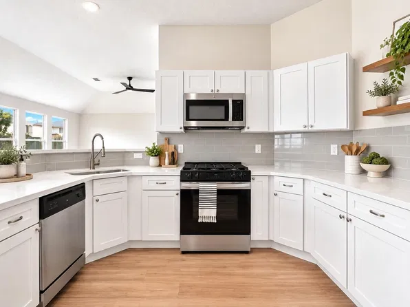 16719 N Bend Dr, Houston, TX 77073