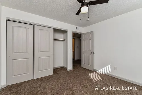2107 Preuss Rd Photo 1
