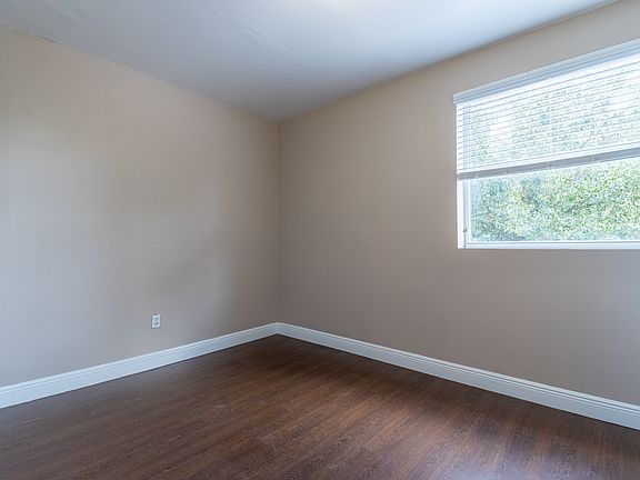 2nd image of 5416 NE 1st Ct #2A