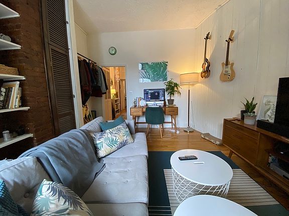 3rd image of 70 Henry St #1F