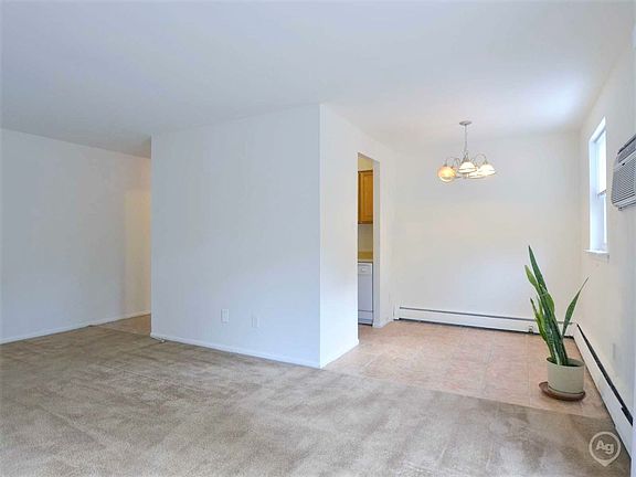 5th image of 436 S Lansdowne Ave #148