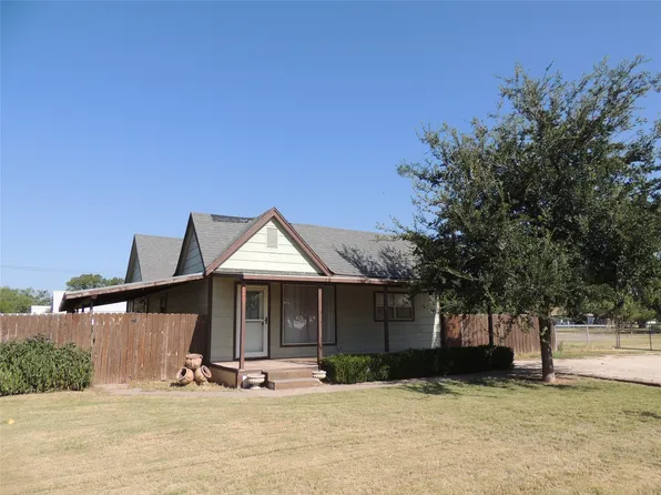 226 N Birch St, Trent, TX 79561