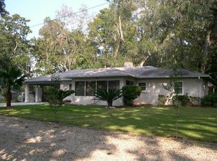 1221 W 1st St, Midway, GA 31320