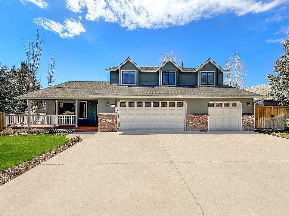 1st image of 2552 NE Lynda Ln
