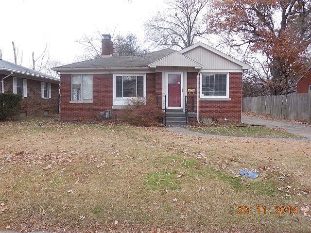 1st image of 104 S Fairlawn Ave