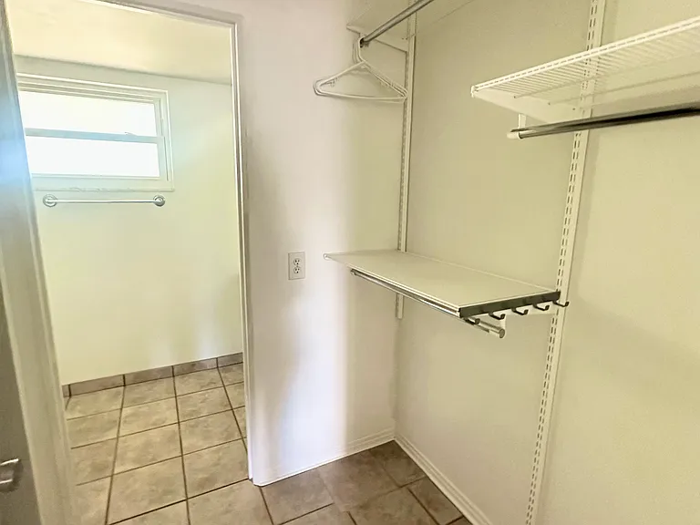 4261 14th St NE — Photo 10