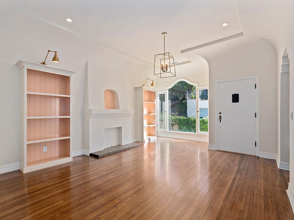 1st image of 1411 Murray Dr #1411