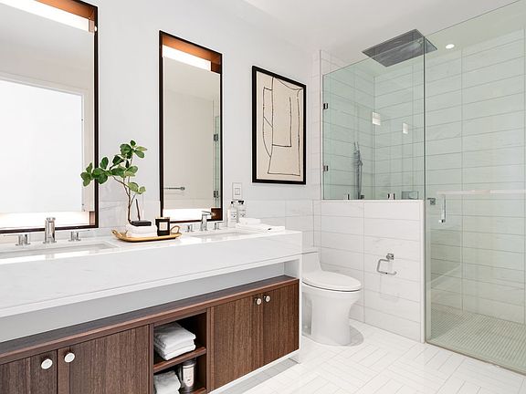 5th image of 261 W 25th St APT 8C