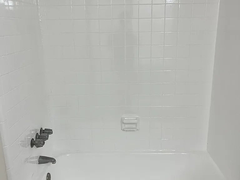 Catalina View Apartments — Photo 99