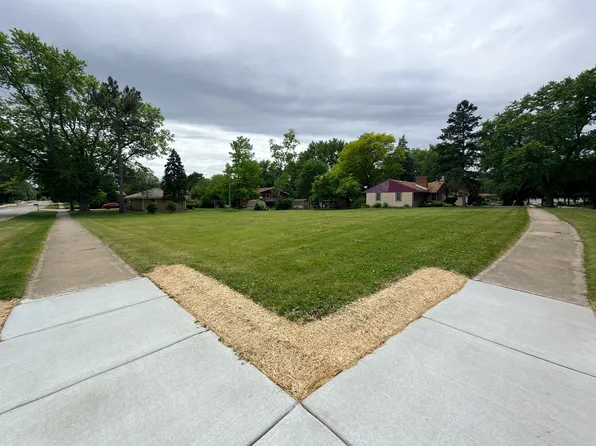 2115 Cherry Ave, Hanover Park, IL 60133