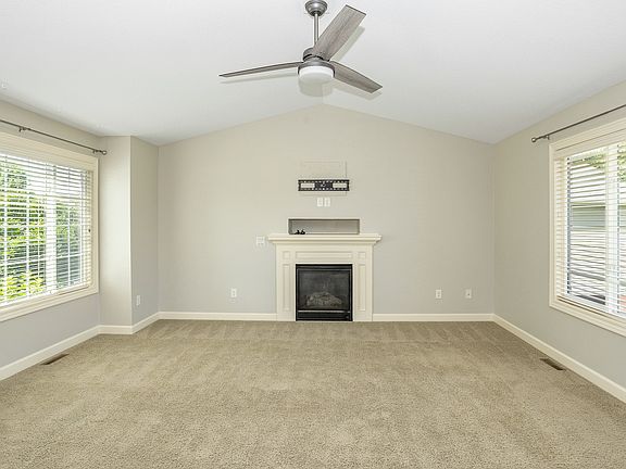 2nd image of 645 SE Pleasant View Dr