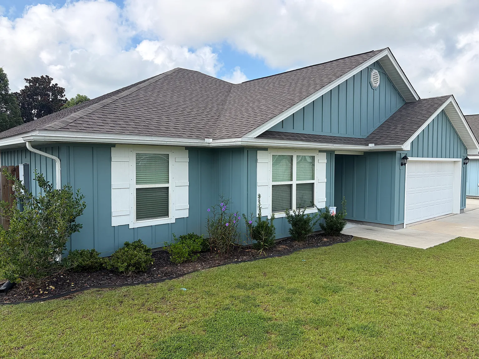 4 bed, 1915 sqft, $2,300 — Photo 4