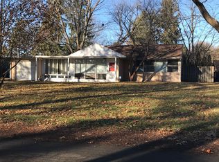 714 Ventura Rd, Champaign, IL 61820