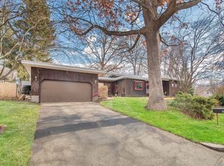 81 Orpheum Ave, Springfield, MA 01118