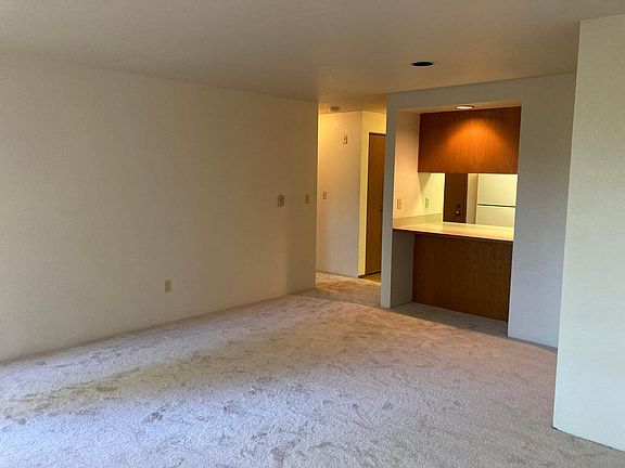 3rd image of 5110 17th Ave NW #205