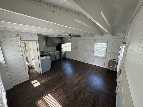 3rd image of 1216 Essex St