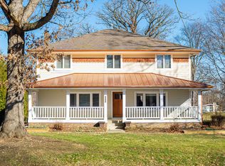 181 N Prince Crossing Rd, West Chicago, IL 60185