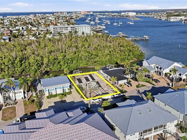 265 Tropical Shores WAY, FORT MYERS BEACH, FL 33931