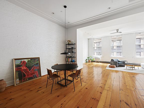 3rd image of 8 Warren St APT 3E