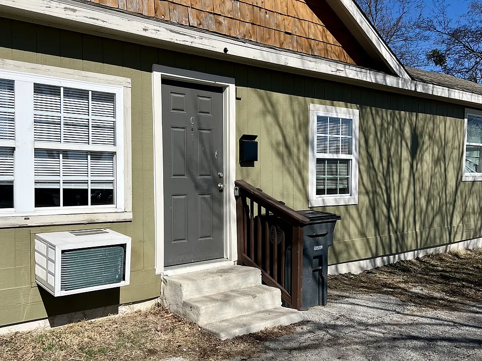 1551 E Haskell St #3
