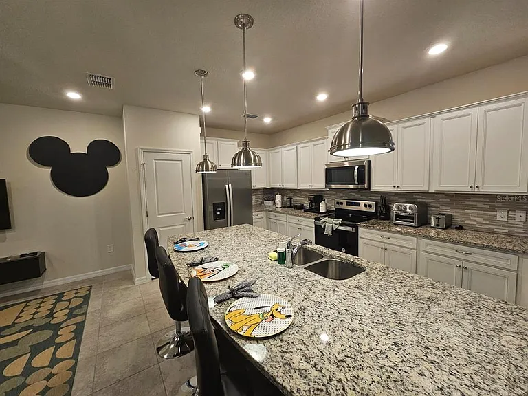3942 Lana Ave — Photo 4