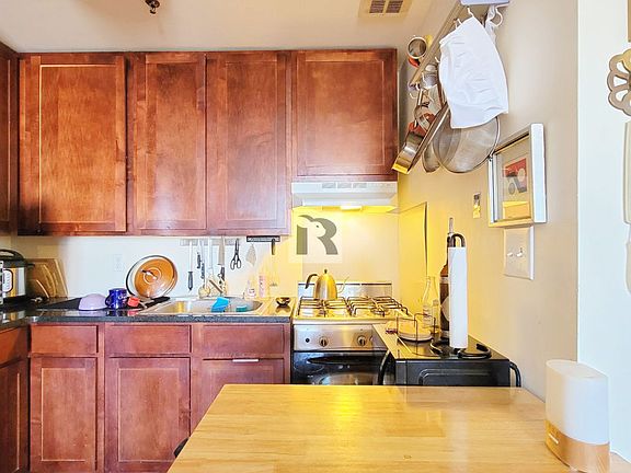 4th image of 258 Bushwick Ave APT 4E