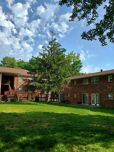 1202 E Walford Dr #11 Photo 1