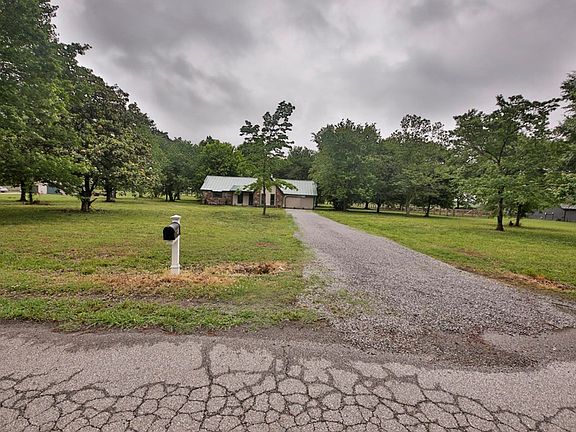 2nd image of 92 Cypress Rd