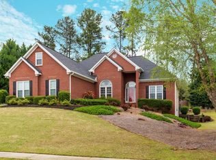 632 Eagle River Ln, Grayson, GA