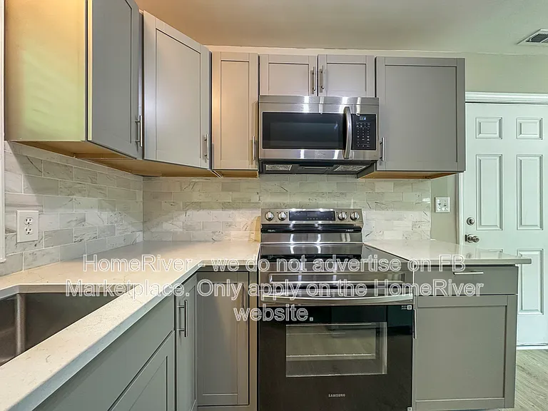 5033 Sunset Lake Rd — Photo 5