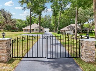 720 ARTHUR MOORE Drive, Green Cove Springs, FL 32043