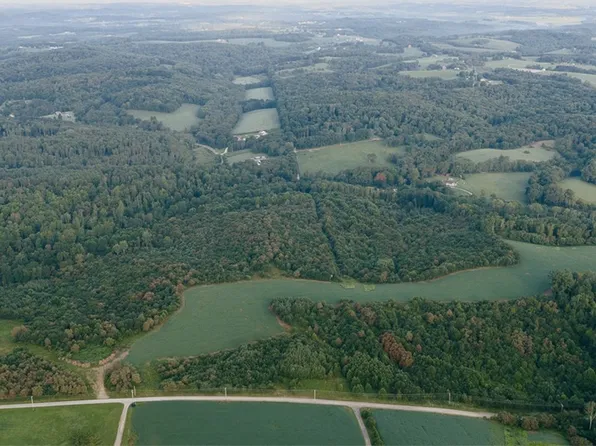 Nickel Rd, Salineville, OH 43945