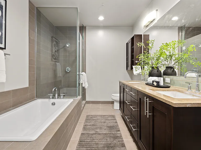 10650 NE 9th Pl #1925 — Photo 34